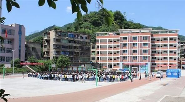珙縣中學校園風采