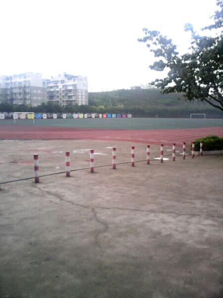 資中二中、水南實驗小學(xué)校園路段通車了