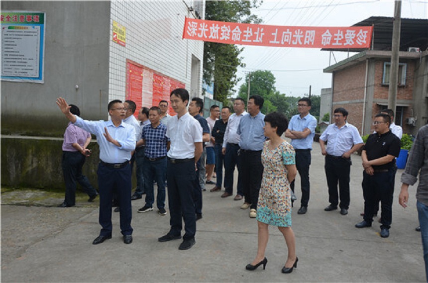 龍正中學(xué)2020年中考分?jǐn)?shù)線是多少？