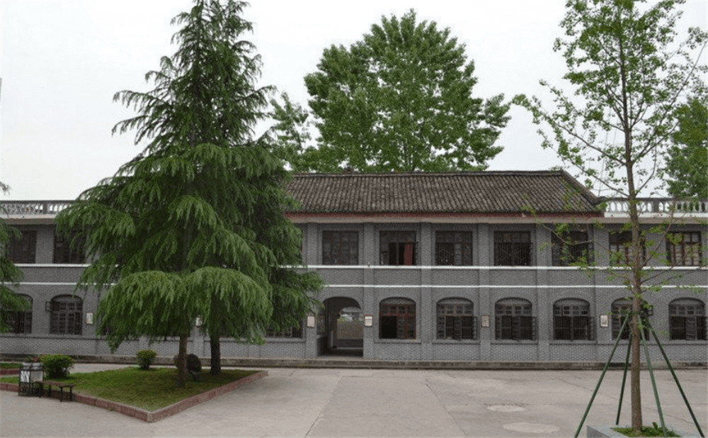 閬中市柏埡中學(xué)學(xué)校環(huán)境怎么樣？