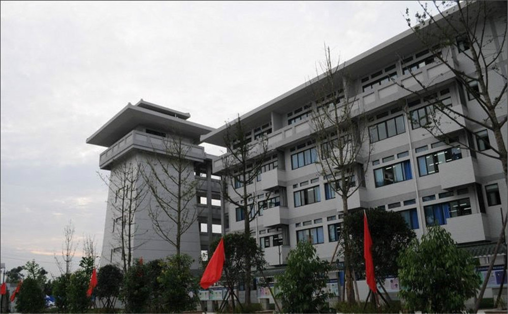 成都石室中學北湖校區(qū)2020年的錄取分數(shù)是多少？
