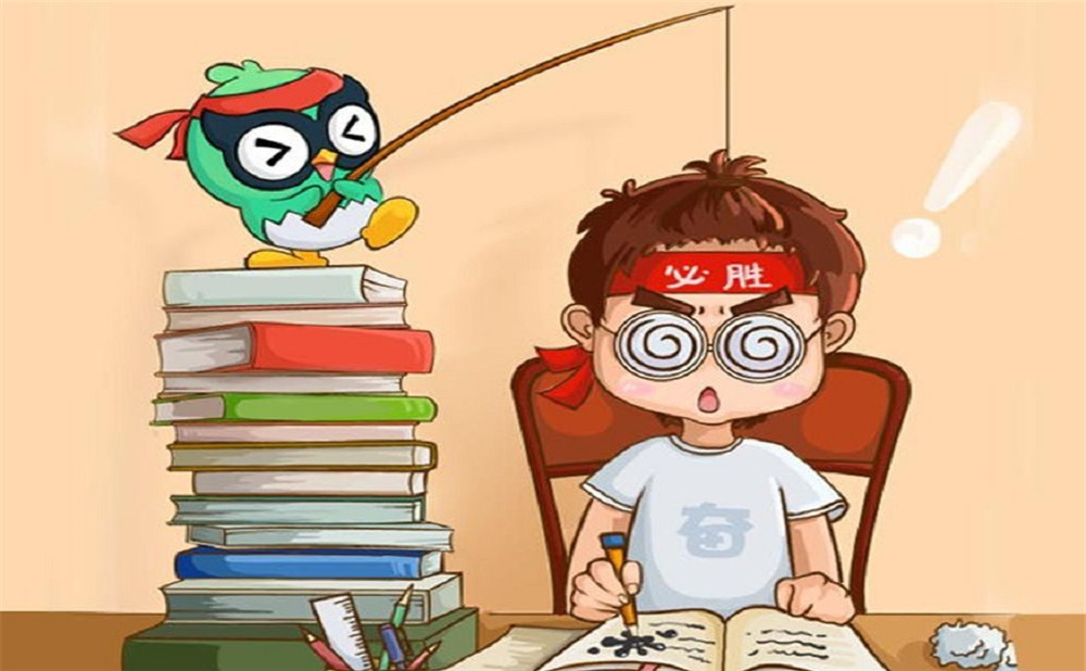 成都經(jīng)濟(jì)技術(shù)開(kāi)發(fā)區(qū)實(shí)驗(yàn)中學(xué)每年的學(xué)費(fèi)是多少？