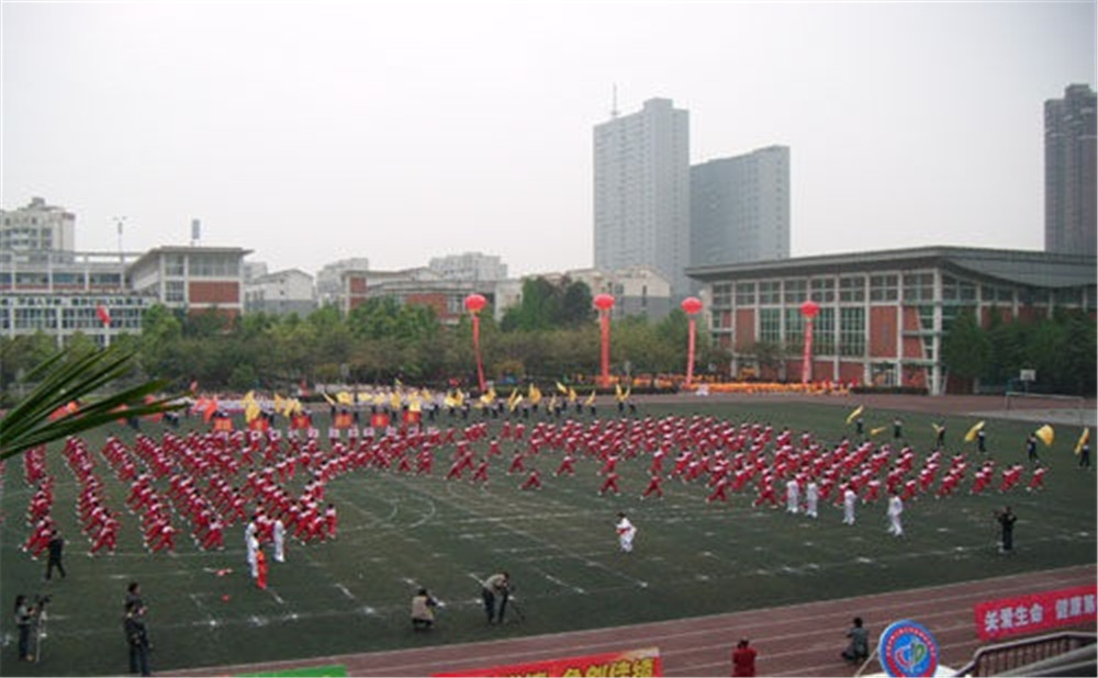 成都文武中學(xué)的高中怎么樣？