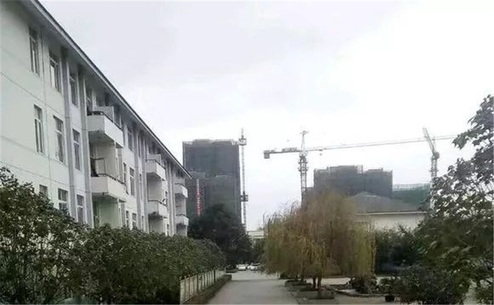 淮口中學去年的錄取分數(shù)線是多少？