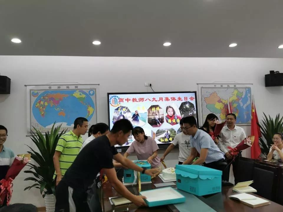 成都石室佳興外國語學(xué)校的升學(xué)率是多少？"佳興.jpg"