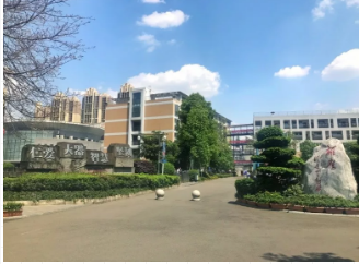 成都十二中（四川大學附屬中學）的住宿環(huán)境怎么樣？
