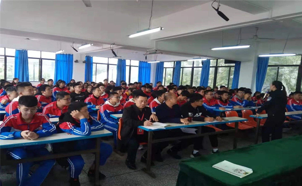 成都文武學(xué)校2020年招生標(biāo)準(zhǔn)是什么？