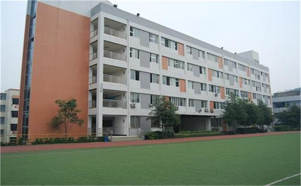 石橋中學(xué)近三年的錄取分?jǐn)?shù)是多少？