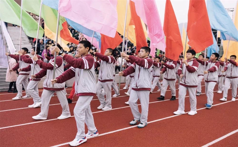 成都教科院附屬學校宿舍怎么樣？