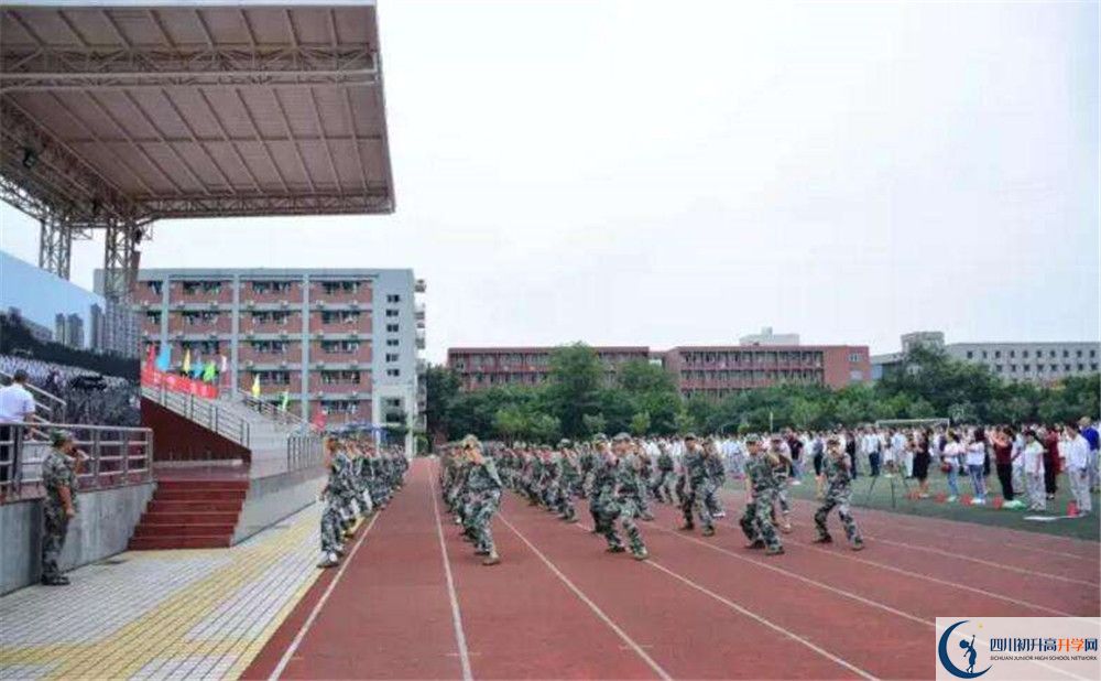 電子科技大學(xué)實(shí)驗中學(xué)升學(xué)率有多少？