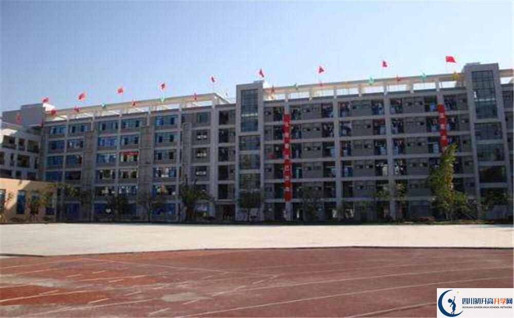 成都十二中（四川大學附屬中學）的老師好不好？