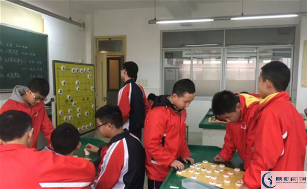 崇慶中學(xué)的高中住宿好不好？