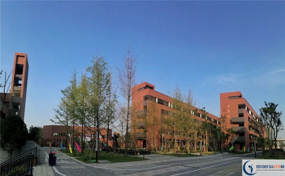 考電子科技大學(xué)實驗中學(xué)的分數(shù)線是多少？
