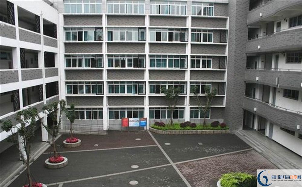 成都樹德協(xié)進中學的地址在哪里？