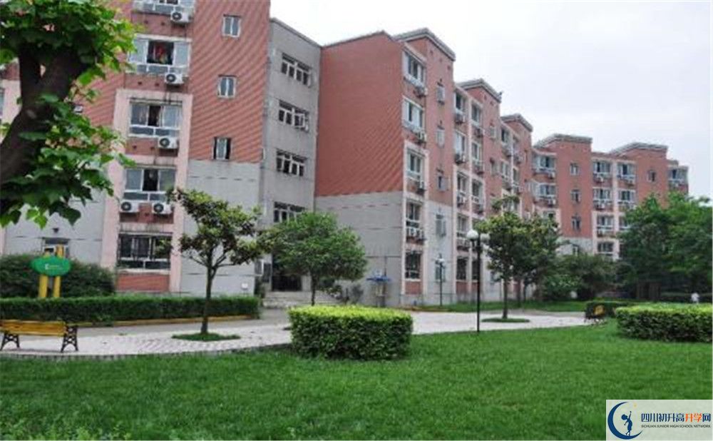 樹德博瑞實驗學校住宿條件怎么樣？					