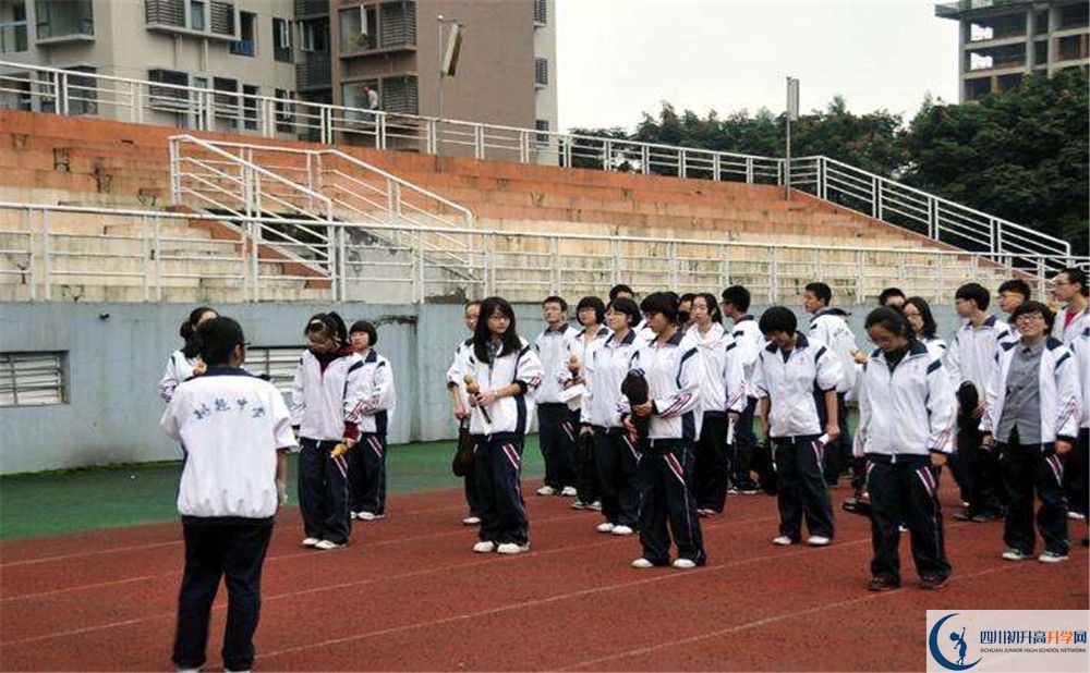 成都樹德中學(xué)光華校區(qū)住宿費(fèi)用是多少錢？