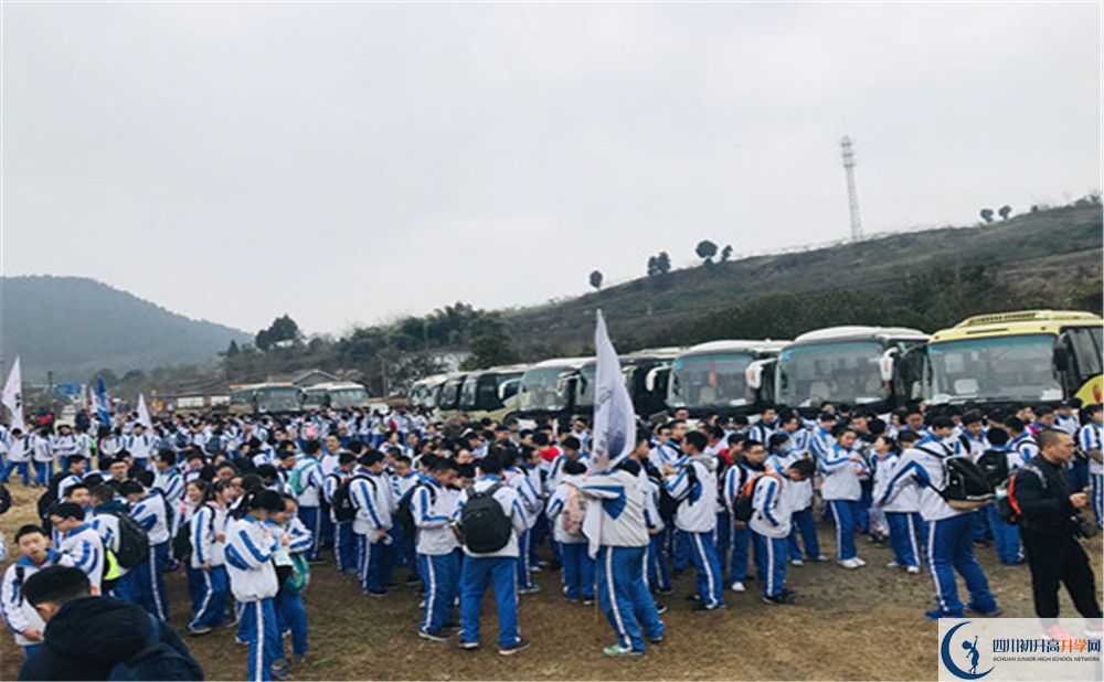 成都七中八一學(xué)校是重點(diǎn)中學(xué)嗎？