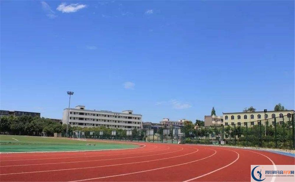 成都市籍田中學(xué)在全國(guó)高中排名是多少？