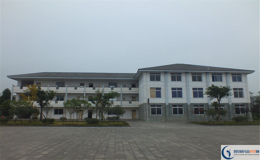 淮口中學(xué)在全國高中排名是多少？