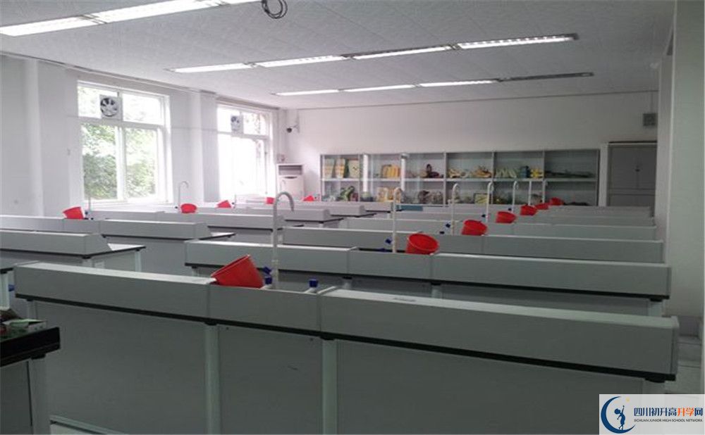 2020西南交通大學(xué)附屬中學(xué)平行班升學(xué)率高嗎？