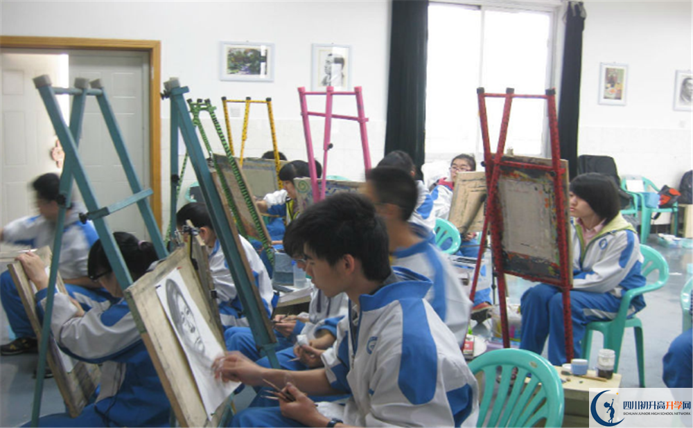 成都十一中實(shí)驗(yàn)班學(xué)費(fèi)貴嗎？