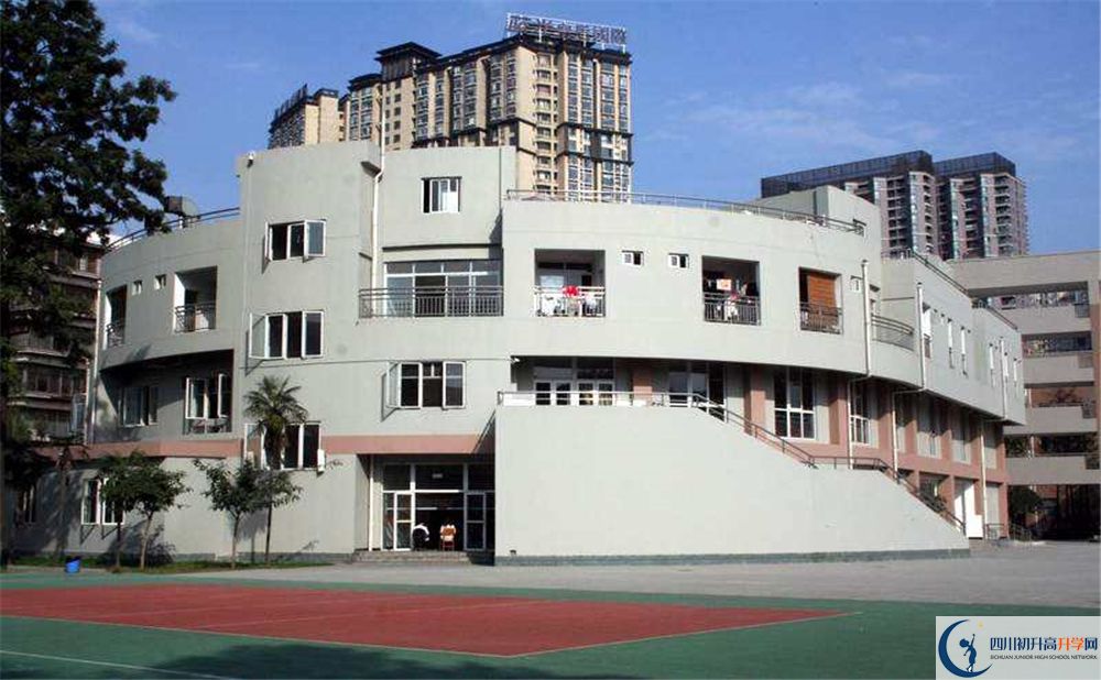 成都市鹽道街中學高中分班考試難嗎？