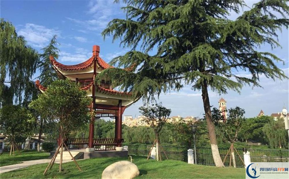 三原外國語學(xué)校平行班中考重點(diǎn)率是多少？