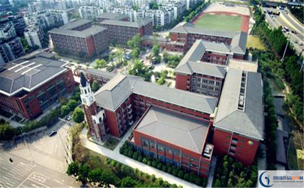 成都七中萬達(dá)學(xué)校2020年高考人數(shù)是多少？