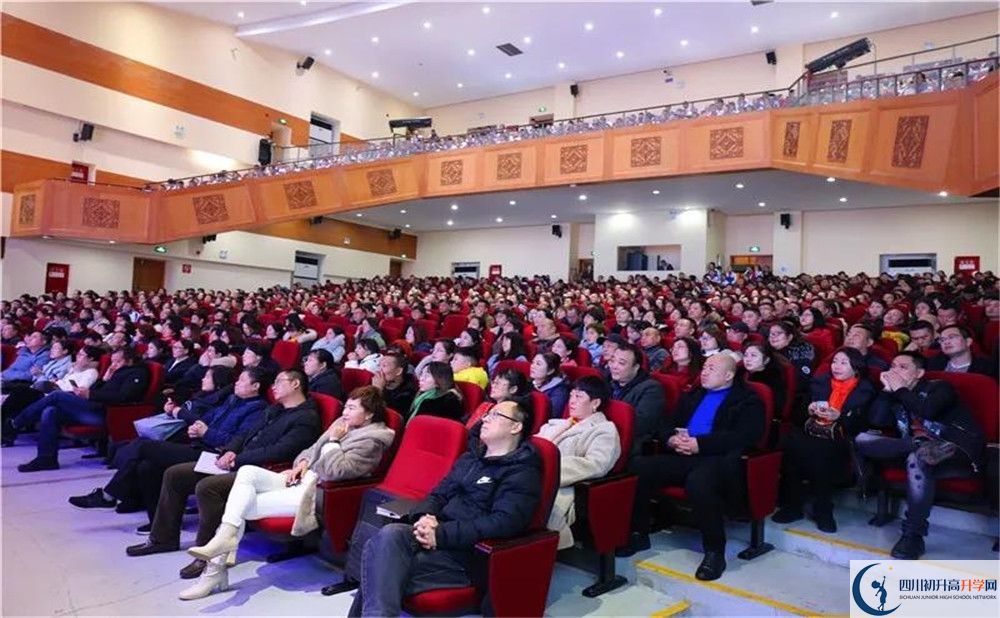 成都石室中學(xué)北湖校區(qū)2020年高考人數(shù)是多少？