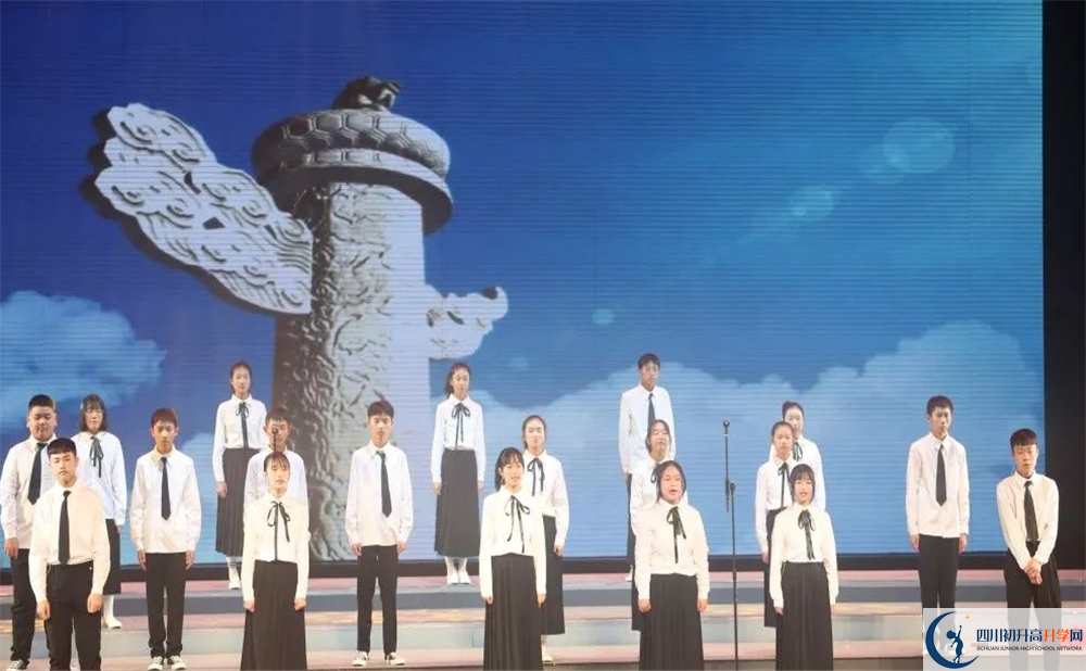 龍泉二中2020年高考人數(shù)是多少？