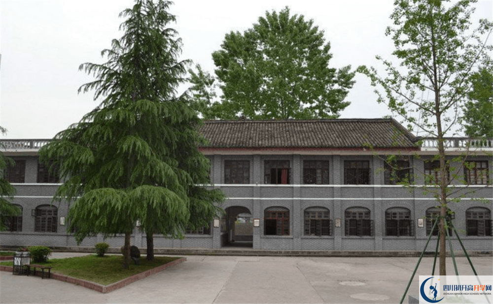 閬中市柏埡中學(xué)今年的錄取條件是否有變化？